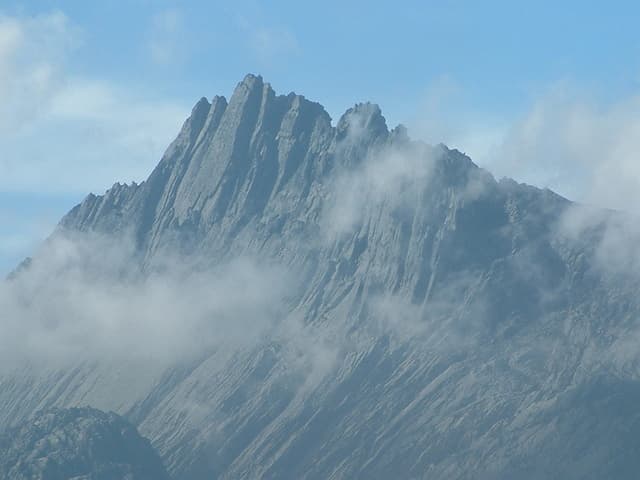 7 Summits Challenge — stop photo 1