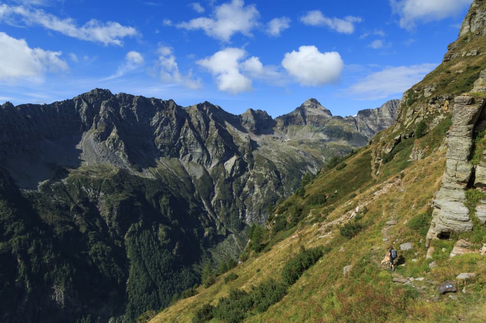 Stage 3: Rifugio Alpe Masnee to Capanna Alpe Spluga