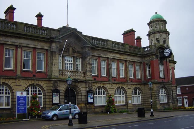 Tyneside to East Wallhouses